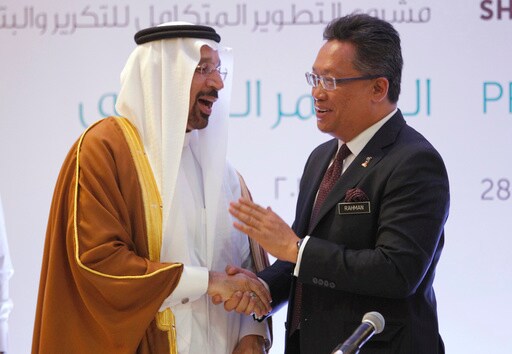 Saudi Aramco Inks $7 Billion Deal for Malaysian Oil Venture