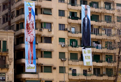 Portraits of Egypt's Leader Fill Iconic Cairo Square