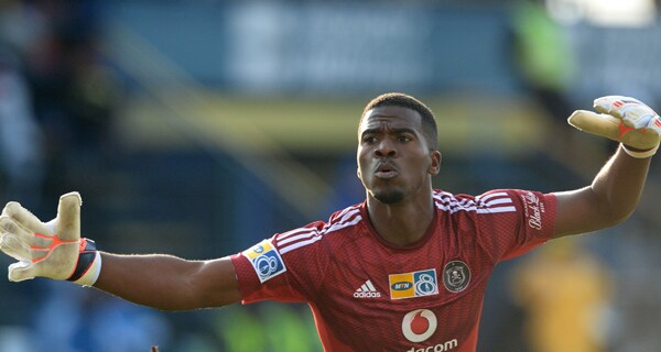 Senzo Meyiwa, African Soccer Star, Killed in Home Invasion