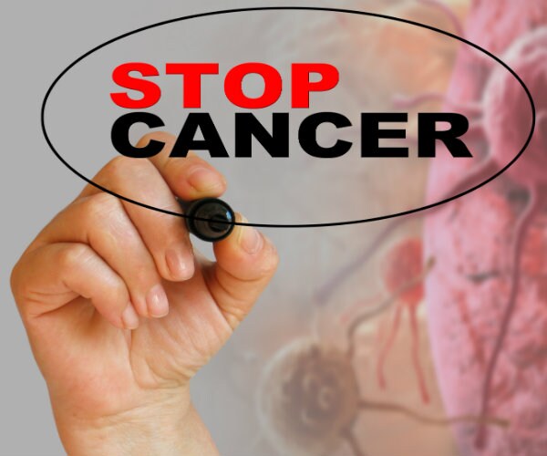 Scientists Developing Cancer 'Breathalyzer'