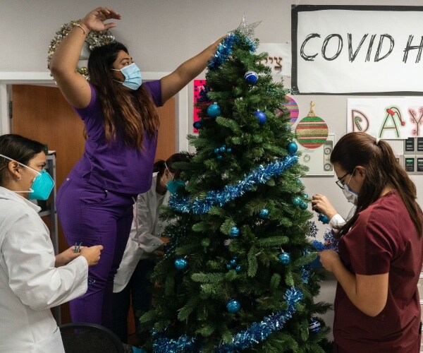 Kids' Cards for COVID-19 Hospitalized Patients Spread Holiday Cheer