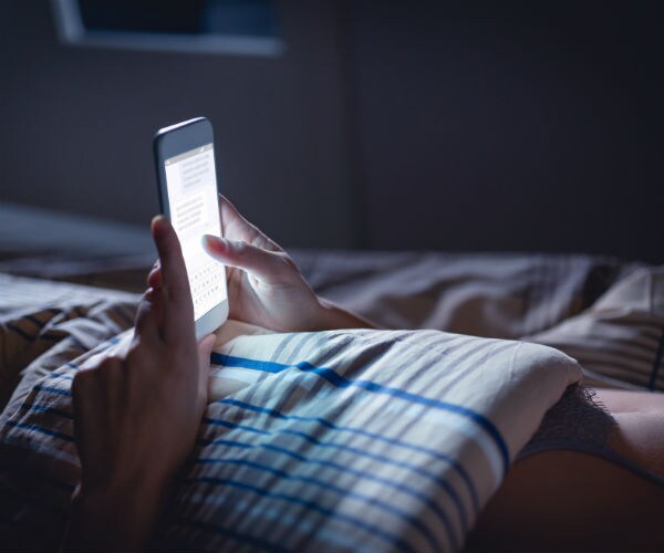 Online Affairs Heat Up During Coronavirus Lockdown