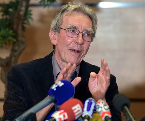 3 Win Nobel Chemistry Prize for World's Tiniest Machines