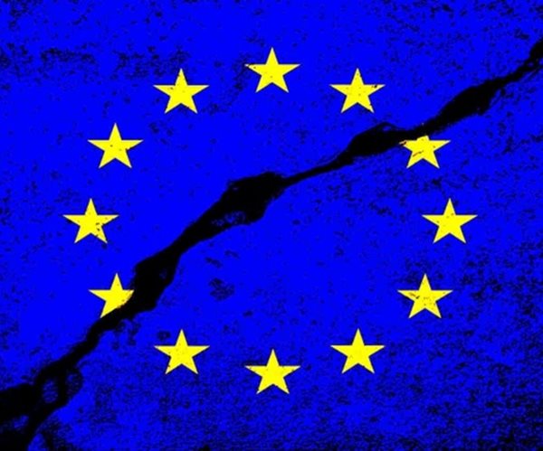 DoubleLine's Gundlach Sees Brexit Likely to Fail Despite Lead in Polls