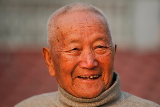 85-year-old Aiming to be Oldest Everest Climber Dies