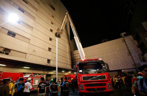 Fire Breaks out at Bangkok Mall Complex, Killing at Least 2