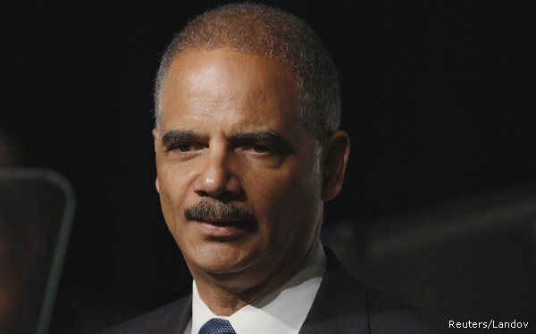 Holder: More Fed Money to Fight Chicago Violence