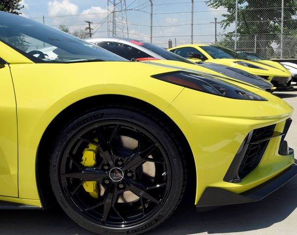 Hydrogen-Powered Vehicles: A Realistic Path to Clean Energy?