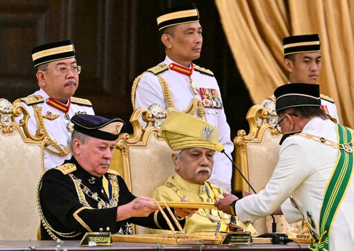 Billionaire Sultan Ibrahim Sworn in as Malaysia's 17th King under Rotating Monarchy System