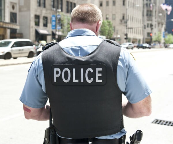 Police: Chicago Gun Violence Keeps Falling This Year