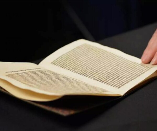 Stolen Christopher Columbus Letter Returned to Spain by US