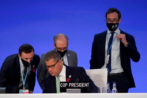 The Latest: Huddles Delay Stocktaking Session at UN Talks