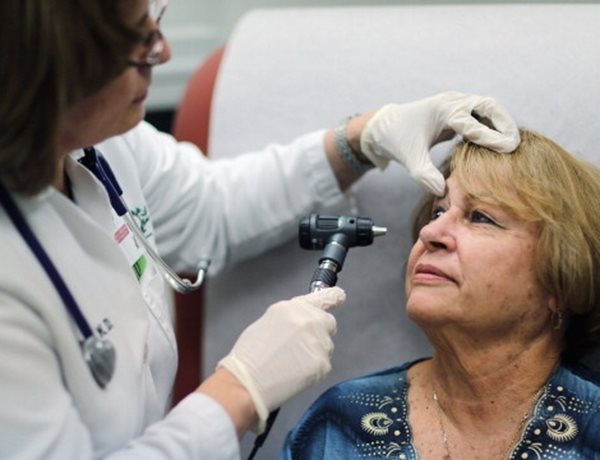 Health Care's Continental Divide: Bershidsky and McArdle