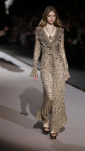 Pyper America on Scervino Runway in White Lace, Pink Hair