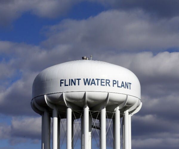Michigan, Flint to Replace 18,000 Lead-Tainted Water Lines