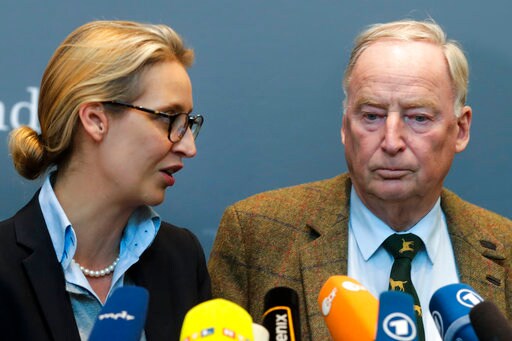 German Nationalists Unconcerned by Departure of Top Figure