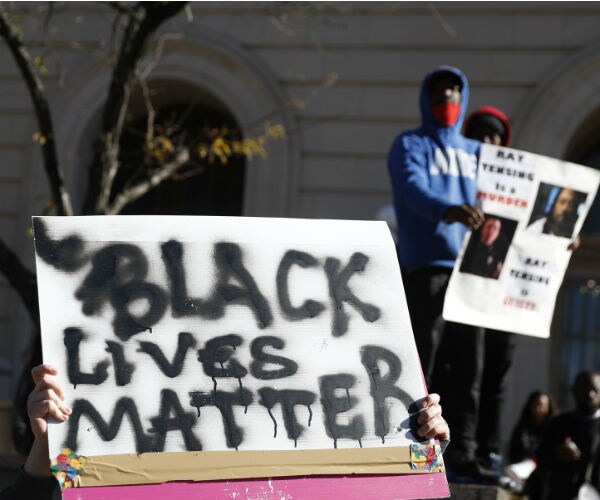 Mistrial in Killing of Black Man by Ex-Cincinnati Police Officer