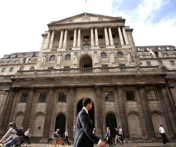 Bank of England Raises Rates to 3.5%