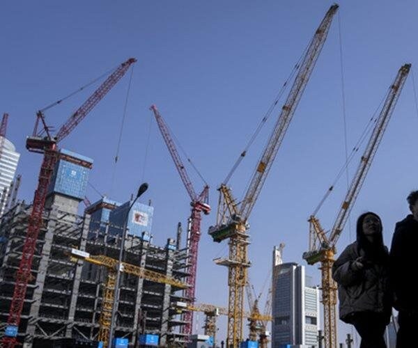 China Seeks Ways to Salvage Economy, Real Estate
