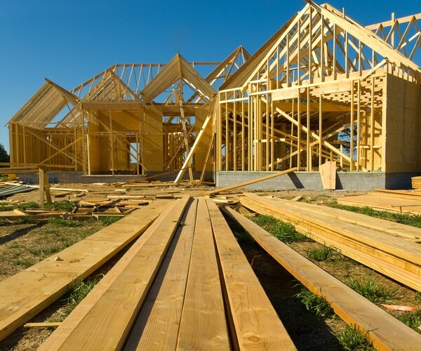 Housing Starts, Building Permits Plunge on Land, Labor Shortage