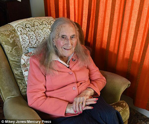 90-Year-Old WWII Vet Comes Out as Transgender
