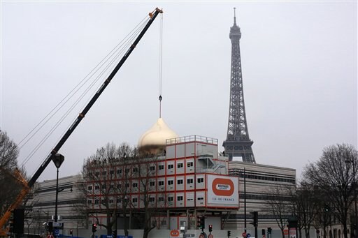 Russia Trumpets New Orthodox Cathedral in Paris