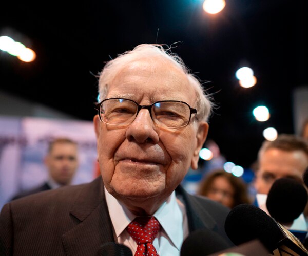 berkshire hathaway ceo warren buffett