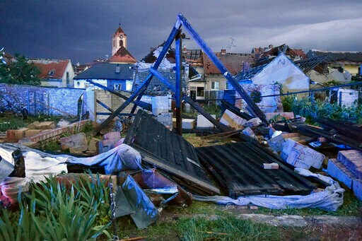 3 Dead, Hundreds Injured by Rare Tornado in Czech Republic