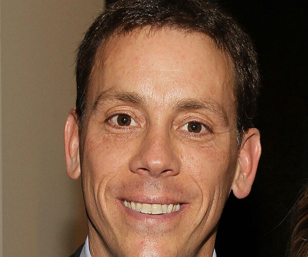 Politico Co-Founder's Ideas for a Third-Party Candidate Fall Flat