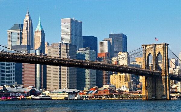 Hillary May Choose Young, Hip Brooklyn as Campaign HQ