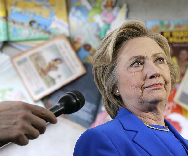 Reporters Push for 'More Access' to Candidates