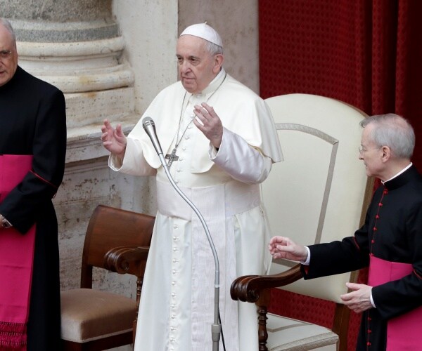 pope francis speaks at public appearance