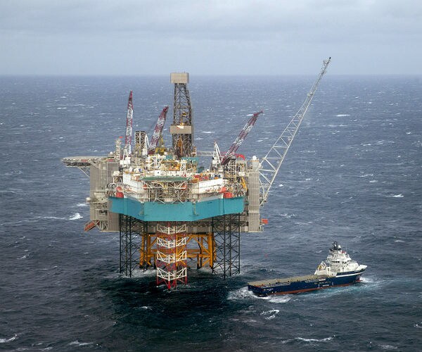 Huff Post: Obama Admin. Proposes New Oil Drilling Ban in Arctic Through 2022