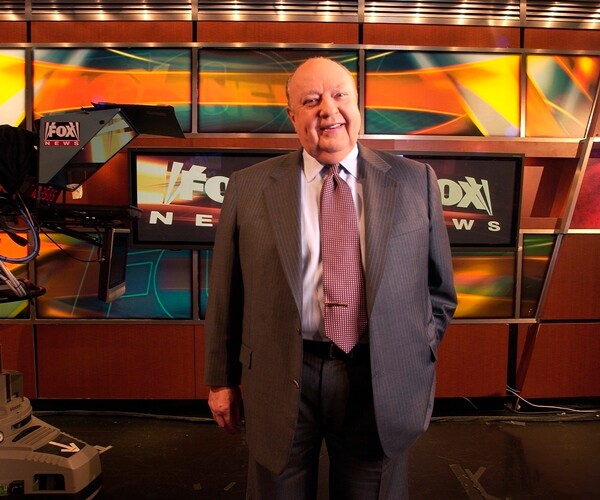 Ailes Departure Gives CNN a Chance to Close Ratings Gap With Fox