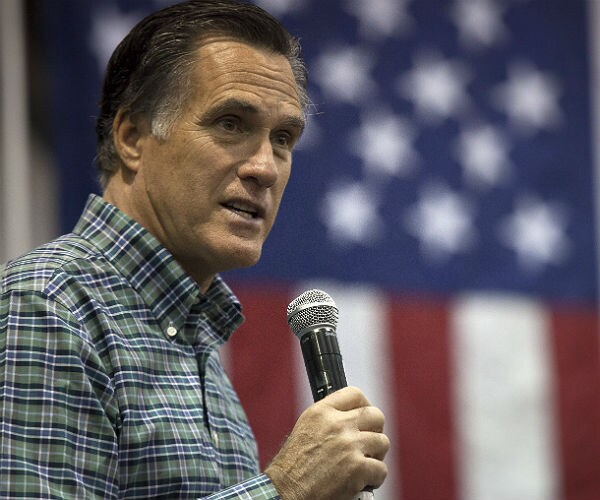 NYT Columnist Urges Mitt Romney to Ditch 'Desperate' GOP