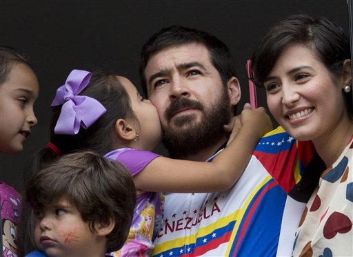 Venezuela Frees 2nd Prominent Opponent in Just over 24 Hours