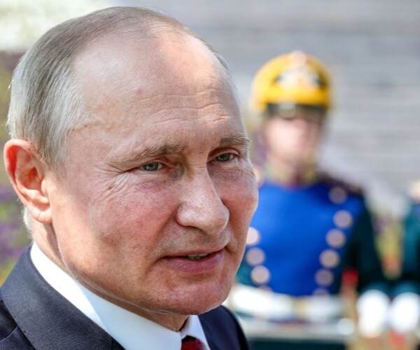 Marathon Vote on Extending Putin's Rule Begins Amid Pandemic