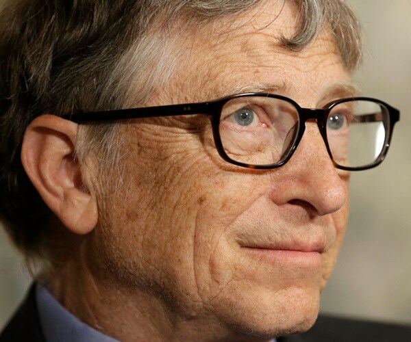 Bill Gates Backs FBI in IPhone Spat