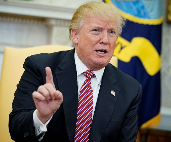 Estimates: Trump Admin. Cutting Refugee Admissions by 77 Percent