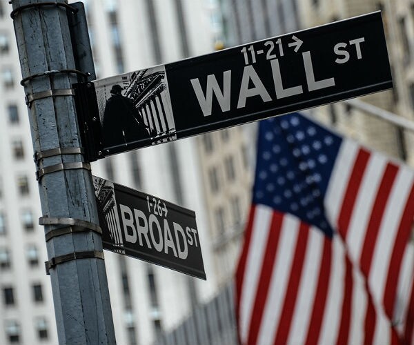 Wealthy Financiers Could Gain From Trump's Proposed Small Biz Tax Cut