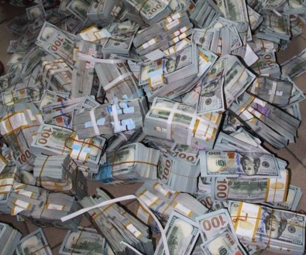 Nigeria Spy Chief's $43 Million Hoard Earns Him Suspension