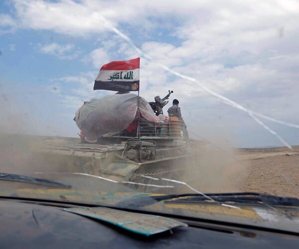 US Troops in Mosul: Hundreds More Soldiers to 'Advise and Assist'