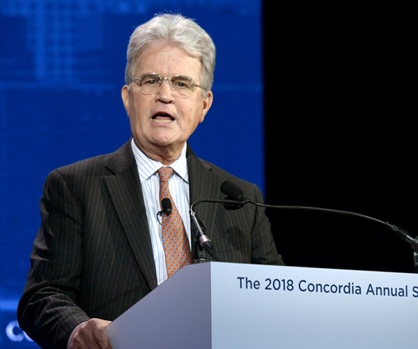 tom coburn speaks at the concordia annual summit