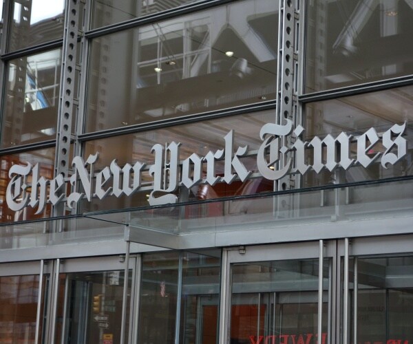 Journalists at NYT's Wirecutter Strike Over Salaries on Busiest Day of
