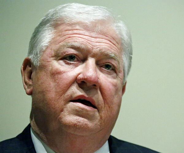 Haley Barbour Urges Trump to Spare National Service Programs From Budget Cuts