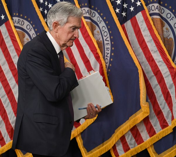 Fed to Stay Patient Amid Cooling Trade War, Inflation