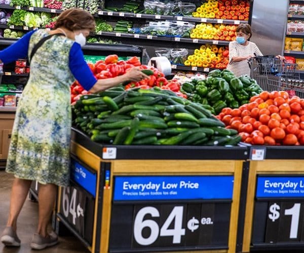 Walmart Cuts Thanksgiving Meal Price to $4-Per-Person