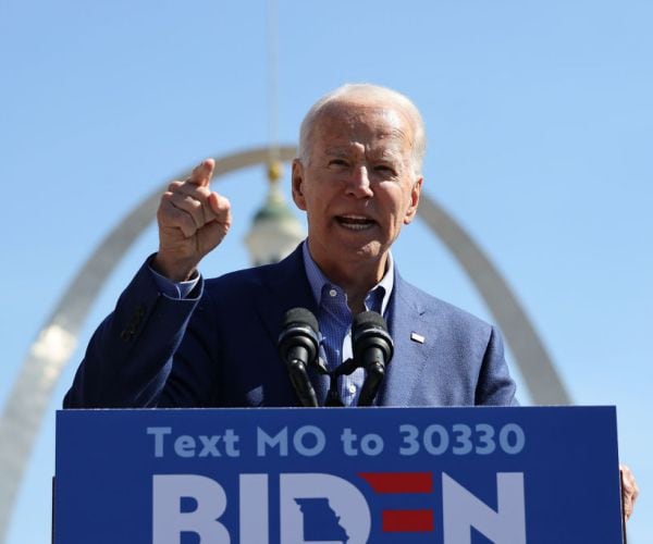 Trump, Biden Turn Down Counterintelligence Briefings, Suggesting Distrust of FBI