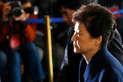 S. Korea Prosecutors Grill Park over Corruption Allegations
