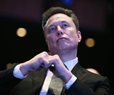Musk Denies $800 Billion SpaceX Valuation Reports